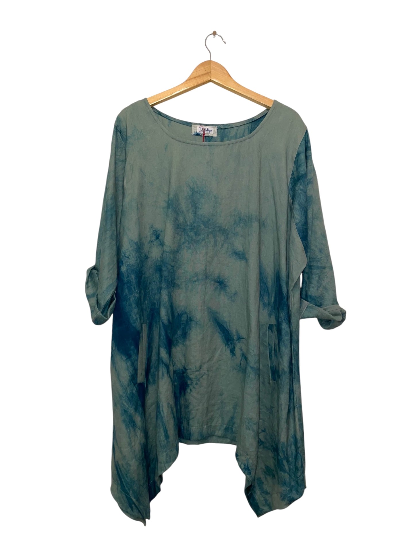Linen Tulip Tunic In Emerald Green