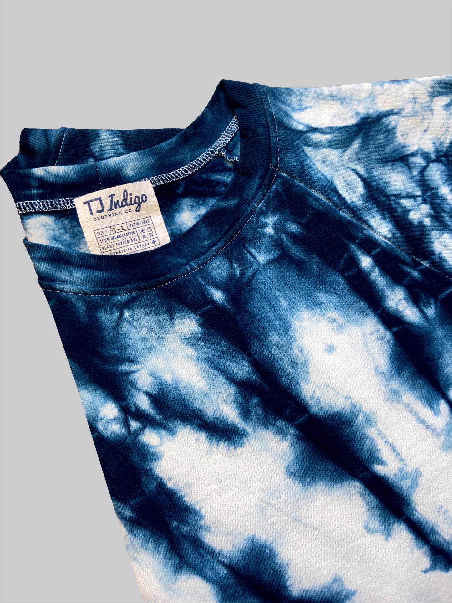 Unisex Organic Cotton Sweatshirt in 'Under The Sea'